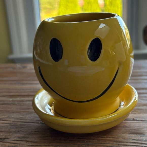 Mccoy 0386 Rare Vintage 1970’s Bright Yellow Smiley Ceramic Planter - Picture 12 of 15